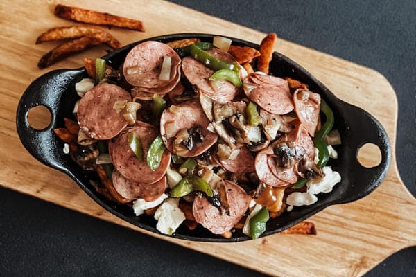Poutine à la pizza
