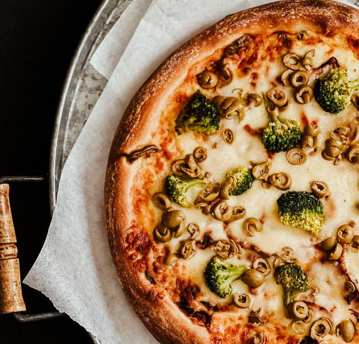 Pizza Végé - Frite incluse (à partir du format petite)